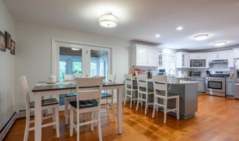 21 Tamarack Ln, Amherst, NH 03031