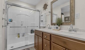 208 Kenneth Dr, Boiling Springs, SC 29316