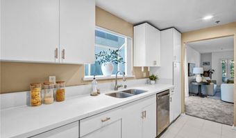 1921 Malcolm Ave 201, Los Angeles, CA 90025