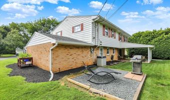 812 MILLER St, Allentown, PA 18103