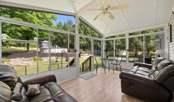 14 Cliff Rd, Bellingham, MA 02019
