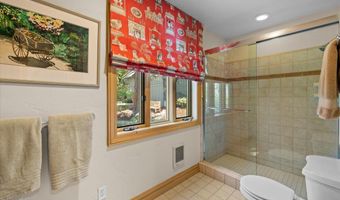 500 Ashland Loop Rd, Ashland, OR 97520
