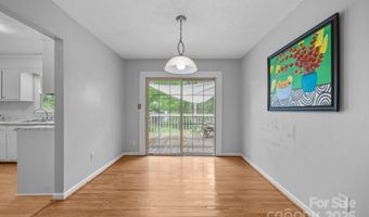 20 Summit Dr, Arden, NC 28704