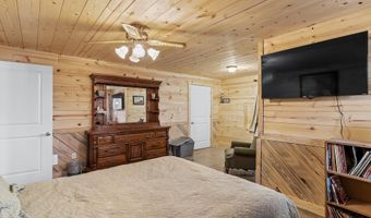 4978 S 11th Rd, Aldrich, MO 65601