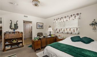 500 N Meadowbrook Pl, Anaheim, CA 92801