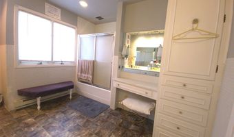 121 N Lowe St, Algona, IA 50511