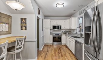 36 E Canal St, Alloway, NJ 08001