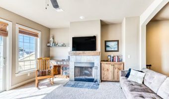547 FRONT St, Rockaway Beach, OR 97136