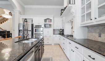 13 Kensington Dr, Heath, TX 75032