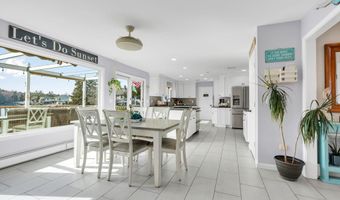 20 Dune Dr, Bayville, NJ 08721