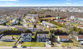 123 Columbus Blvd, Amityville, NY 11701