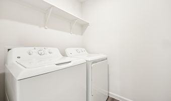 1051 Sharpie Ln, Adkins, TX 78101