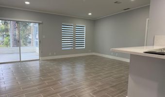 4165 3rd Ct, Atlantis, FL 33462