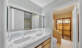 6062 Bania Wood Cir, Atlantis, FL 33462