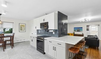125 W Minna Ave, Avenel, NJ 07001