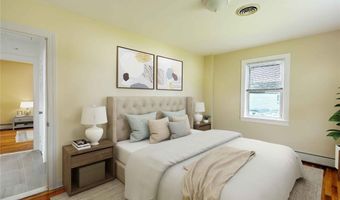 247 Grosvenor Ave, North Providence, RI 02904