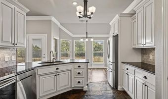 3309 Golf Course Dr, Alma, AR 72921