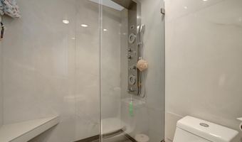 205 YOAKUM Pkwy 314, Alexandria, VA 22304