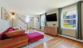 100 Hope St, East Providence, RI 02916