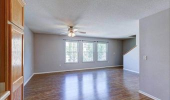 1062 10th Ave NW, Altoona, IA 50009