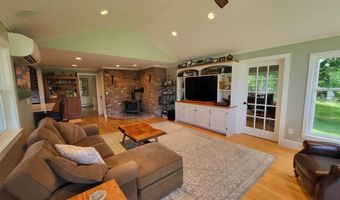 65 Hillwinds North Rd, Brattleboro, VT 05301