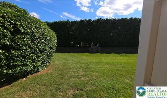 168 Springhouse Rd, Allentown, PA 18104