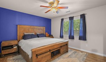 2225 Shenandoah Dr, Anderson, CA 96007