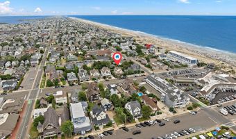 109 CENTRE St, Beach Haven, NJ 08008