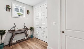 42023 SPRING AIR Dr, Brambleton, VA 20148