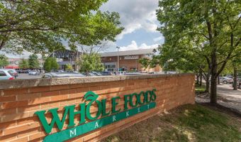 1301 N COURTHOUSE Rd N #812, Arlington, VA 22201