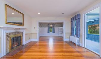 43 Standish Rd, Jamestown, RI 02835