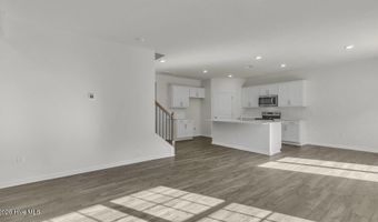 725 Lazy Elm Ln, Aberdeen, NC 28315