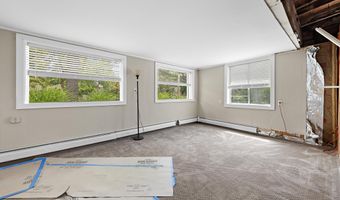 140 Leonardville Rd, Belford, NJ 07718