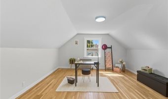 136 Frankfort St, Cranston, RI 02910