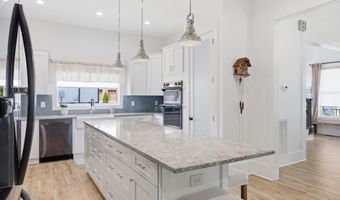 1006 Embassy Dr, Anderson, SC 29621
