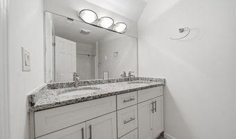 504 Kiowa Dr, Boiling Springs, SC 29316