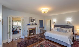 18 Bayside Dr, Belfast, ME 04915