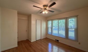 418 N 2nd St, Bardstown, KY 40004