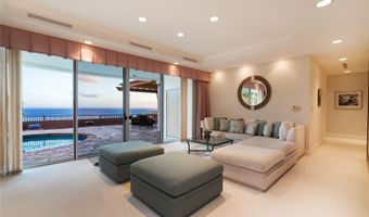 1604 Ihiloa Loop, Honolulu, HI 96821