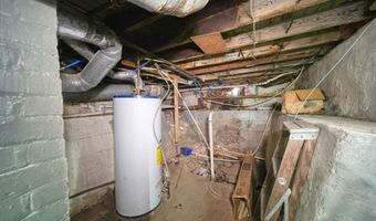 719 E Butler, Adrian, MI 49221