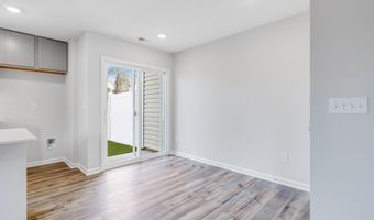 22 A Regent St, Camden, SC 29020