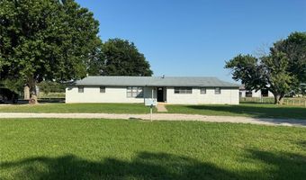 1411 Parker Dairy Rd, Alvord, TX 76225