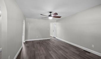 628 Hickory Knoll Ct, Ballwin, MO 63021