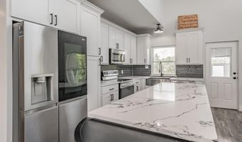 460 Rolling Hills Blvd, Alvord, TX 76225