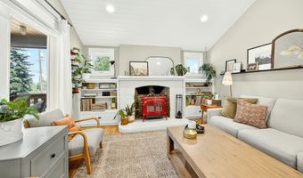 1108 Park St, Ashland, OR 97520
