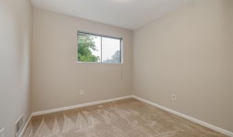 10506 WEYMOUTH St 203, Bethesda, MD 20814