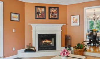 35 Michael Way, Andover, MA 01810