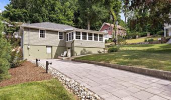 45 Mountainside Ave, Atlantic Highlands, NJ 07716