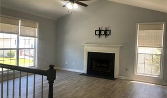 1012 Marina Trace Dr, Acworth, GA 30101