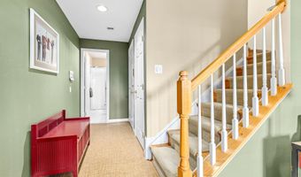 2406 GRETTER Pl, Alexandria, VA 22311